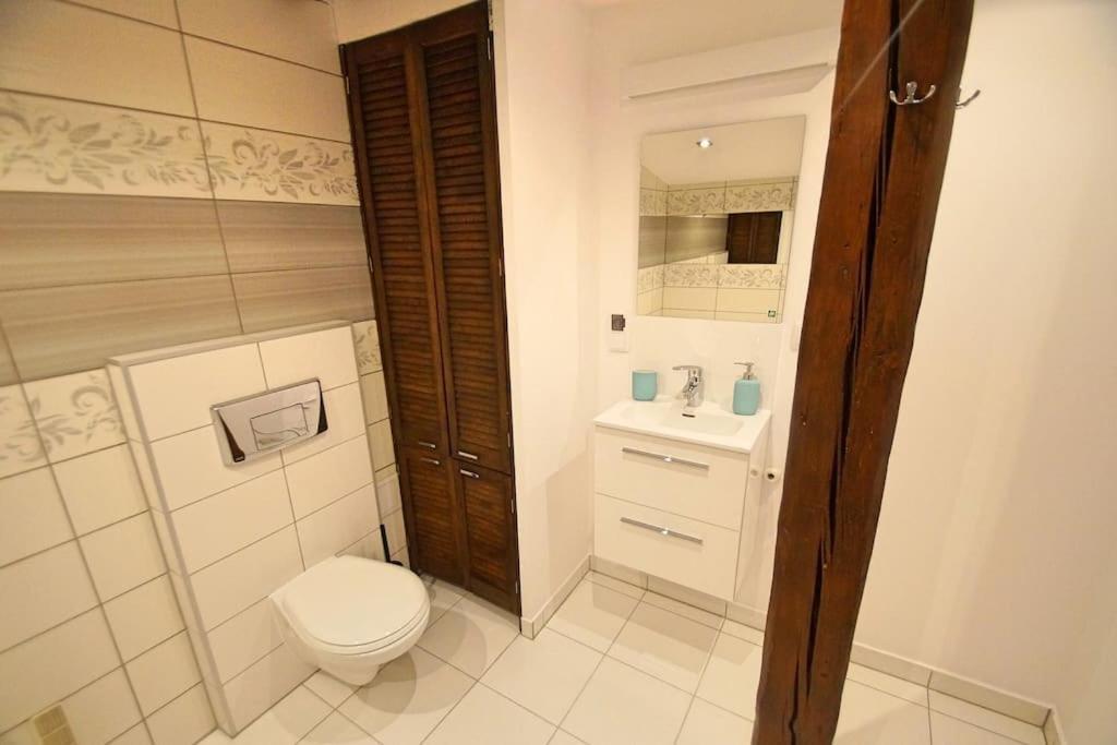 Fv/ Mariacka 7 - Studio Apartment -Катовіце Екстер'єр фото